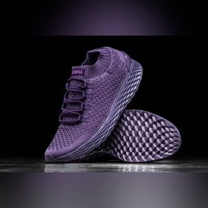 No Bull WOMEN'S IRIDESCENT KNIT RUNNER size 9.5